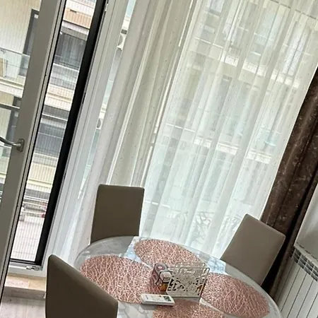 Meraki & Isabellae *