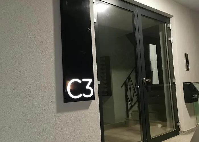 Meraki & Isabellae Navodari