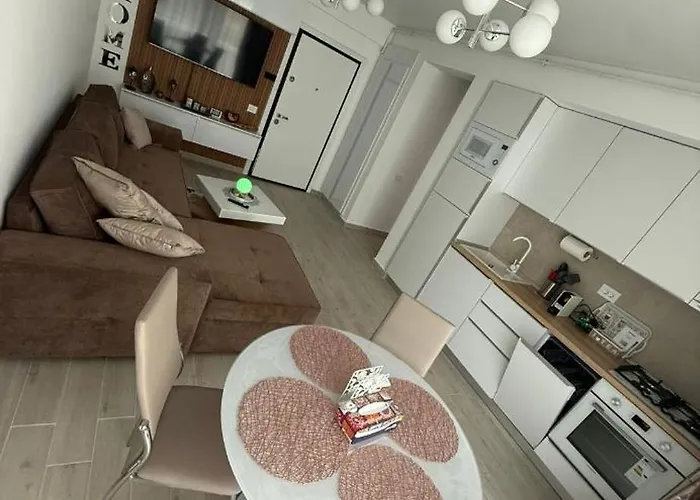 Meraki & Isabellae Navodari