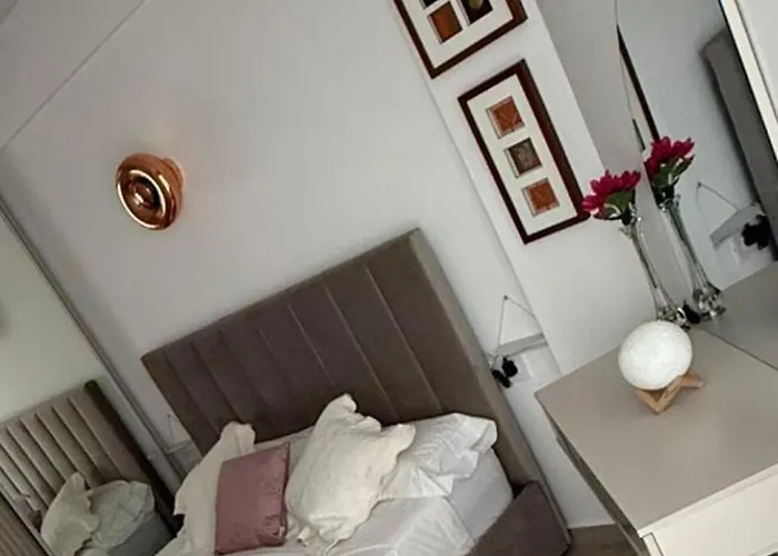 Daire Meraki & Isabellae *