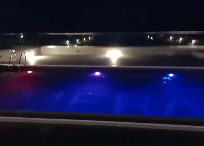 Meraki & Isabellae *