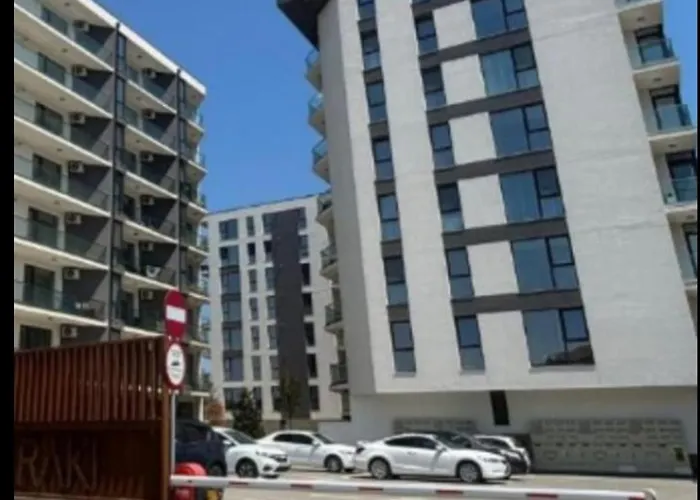 Meraki & Isabellae Navodari